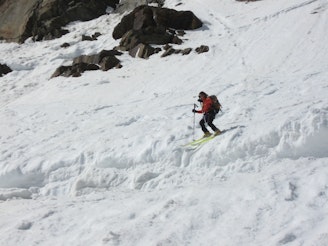Weissmies skier over schrund.jpg